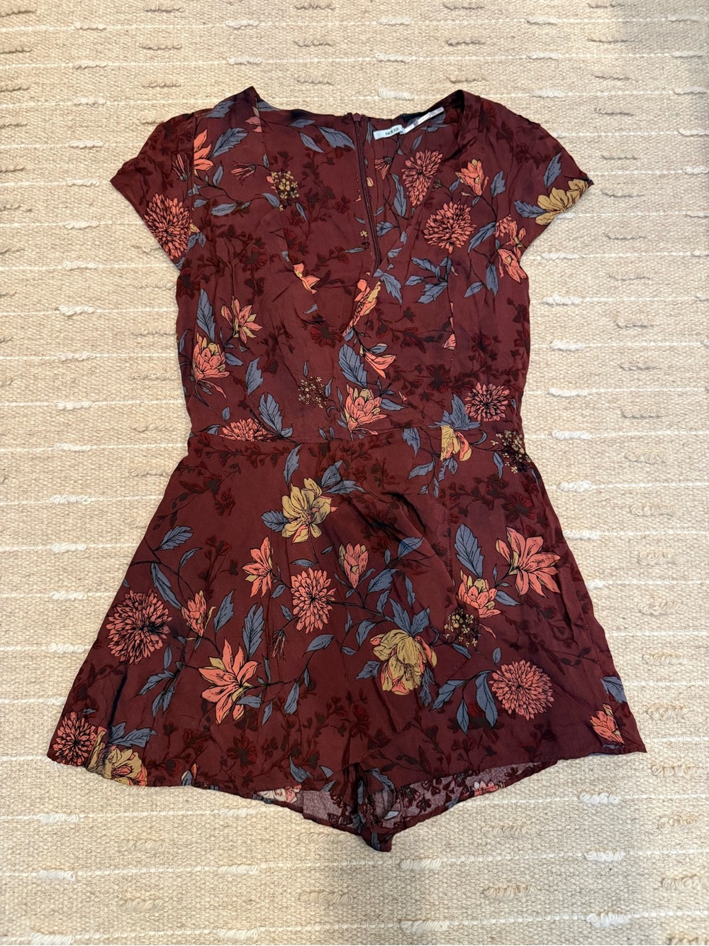 Kimchi Blue Floral V-Neck Short Sleeve Romper in Burgundy